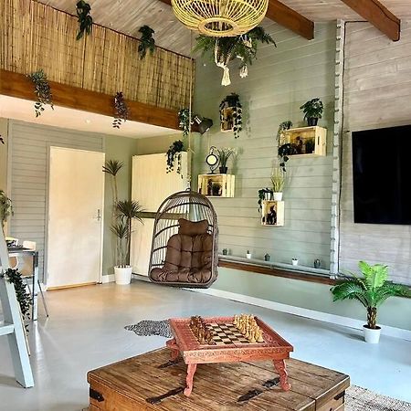 Jungle Style Lodge With Jacuzzi ,Sauna And Garden Near Amsterdam Vijfhuizen Εξωτερικό φωτογραφία