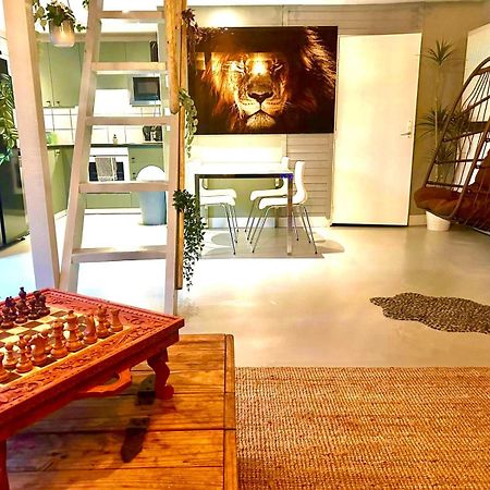 Jungle Style Lodge With Jacuzzi ,Sauna And Garden Near Amsterdam Vijfhuizen Εξωτερικό φωτογραφία