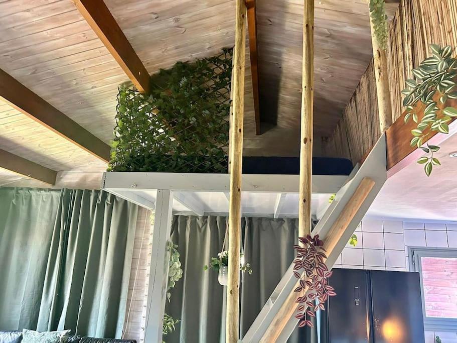Jungle Style Lodge With Jacuzzi ,Sauna And Garden Near Amsterdam Vijfhuizen Εξωτερικό φωτογραφία